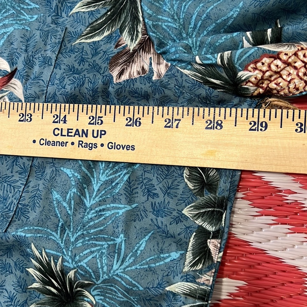 NWT Island Shores XXL Short sleeve Dark Floral tropical pineapple Hawaiian - Picture 6 of 14